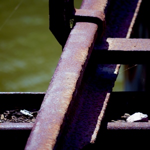 Rail faisant partie d'un pont - France  - collection de photos clin d'oeil, catégorie clindoeil